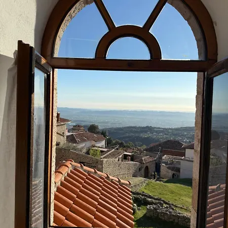 Kalaja Kruje, Inside The Castle *