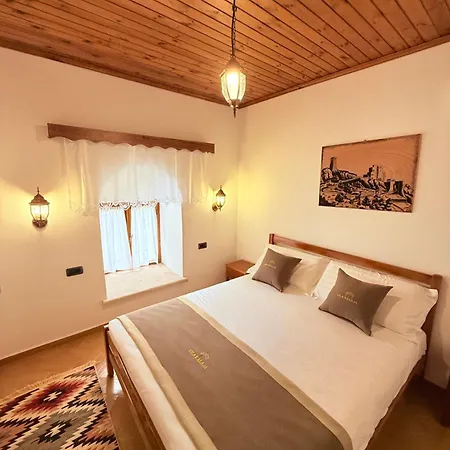 Kalaja Kruje, Inside The Castle Отель